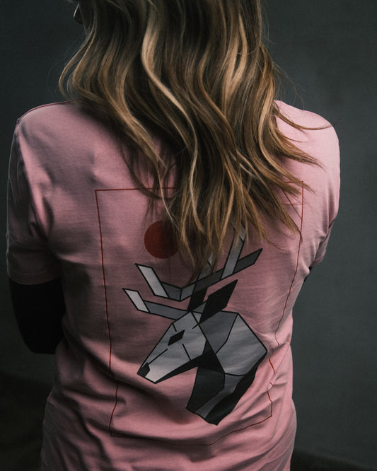 noble. by daniel gillies vintage tee. — pink