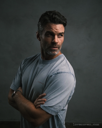 comic of a gentleman vintage tee- blue stone