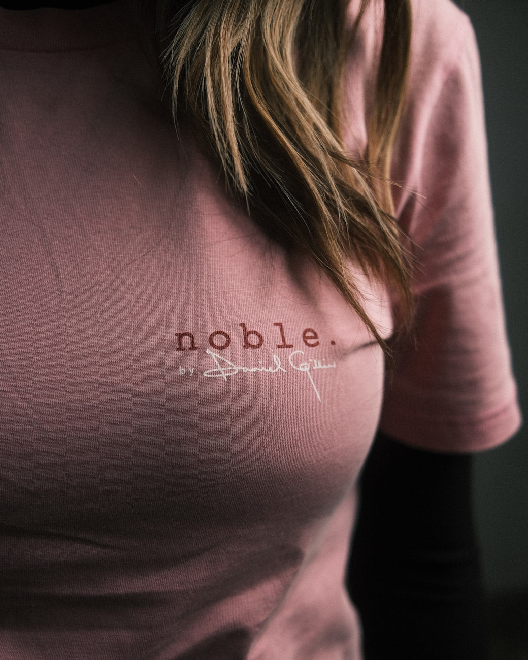 noble. by daniel gillies vintage tee. — pink