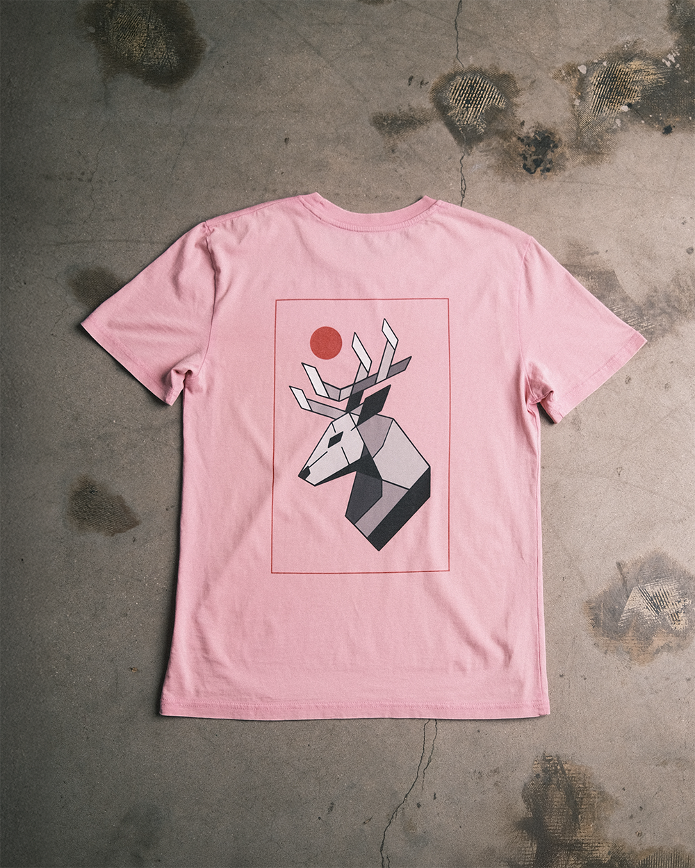 noble. by daniel gillies vintage tee. — pink