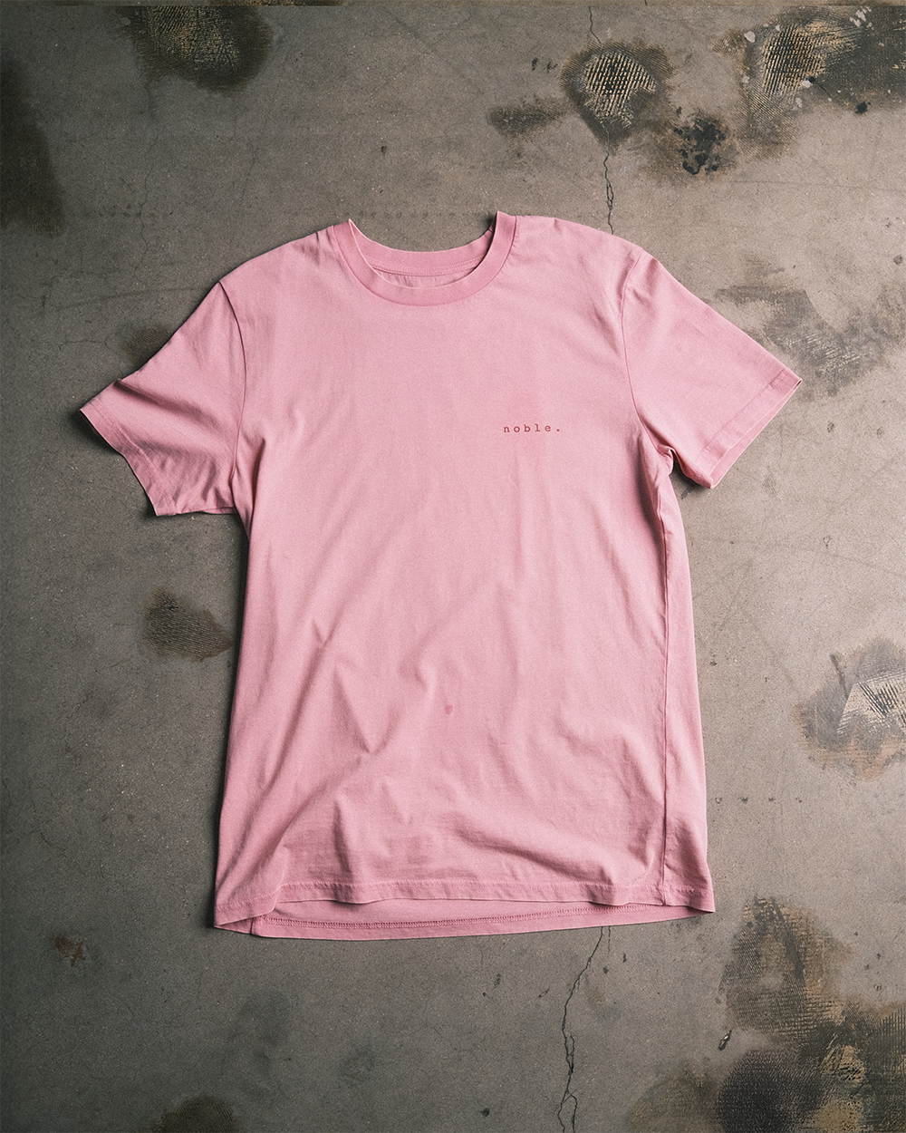 comic of a gentleman vintage tee. — pink